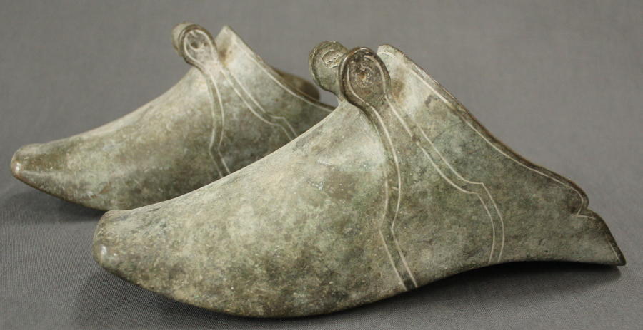 A pair of 'Conquistador' bronze stirrups